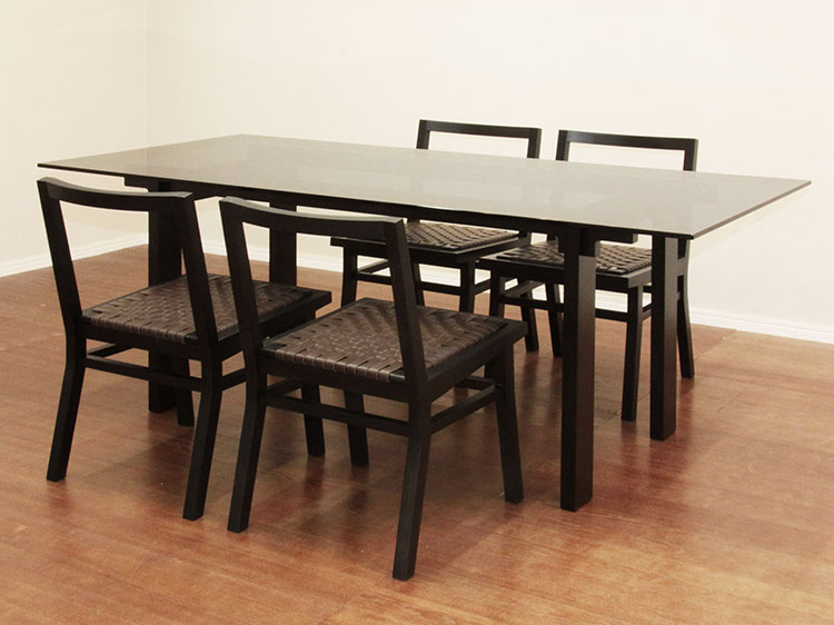 Dining Table with 4 chairs (Used)