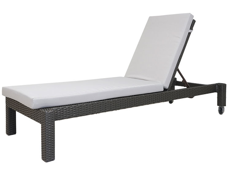 Lounger (Used)