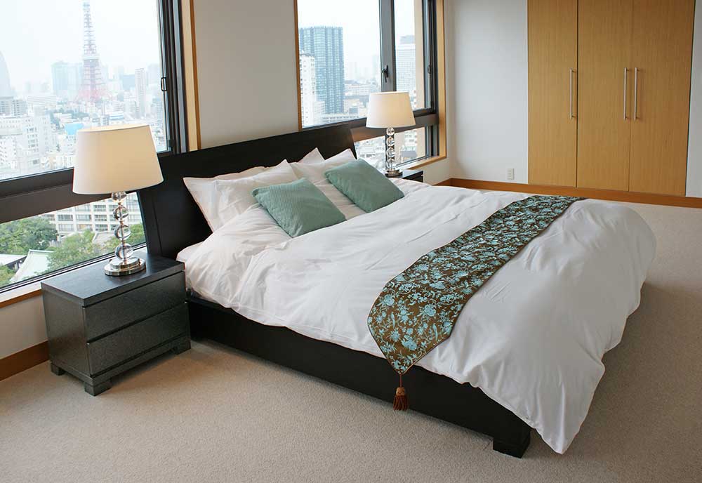 Tokyo Lease Corporation for Rental and Sale