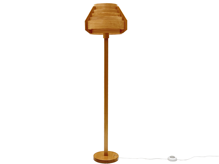 Floor Lamp (Used) 　